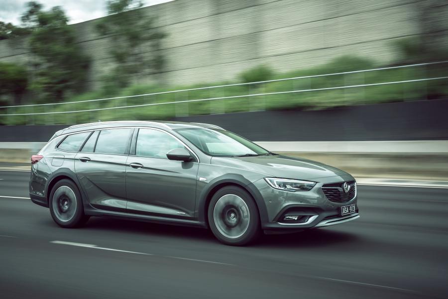  Holden Calais V Tourer (ZB) 2018 года  (фото 1 из 42)